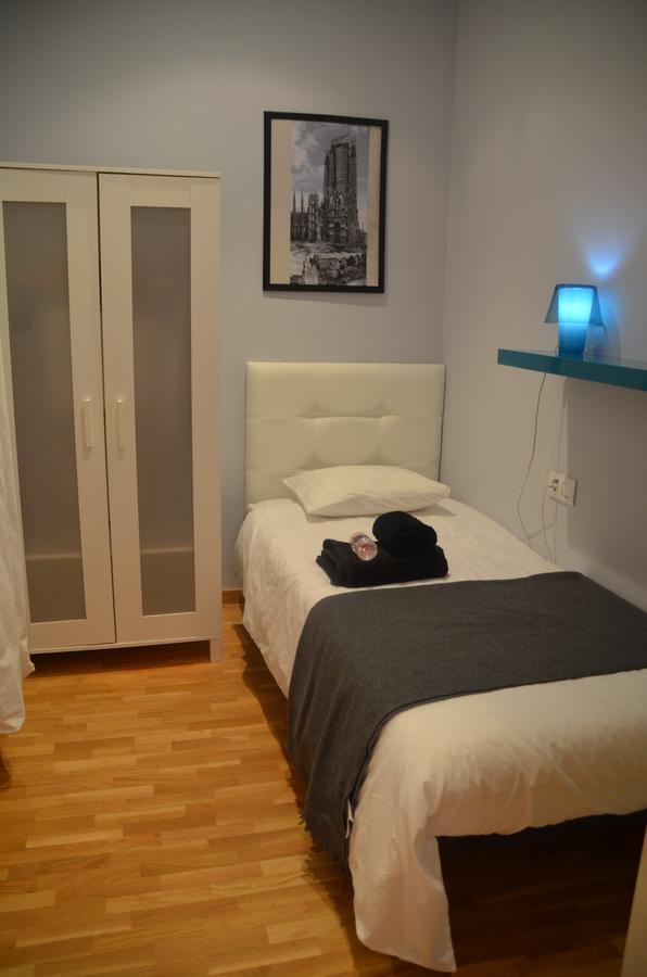 Gaudi Apartment Барселона Екстериор снимка